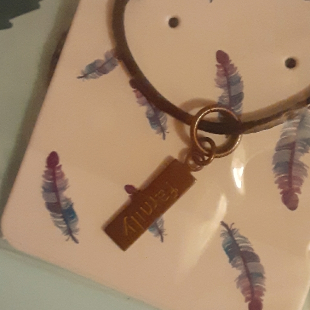 FAMILY CHARM NECKLACE
